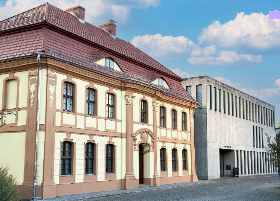 Fassade von neu renoviertem Kleist-Museum